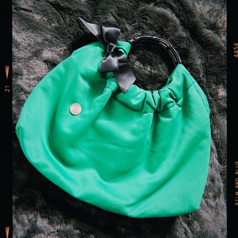 Puffy Green Handbag with Black Wooden Handle